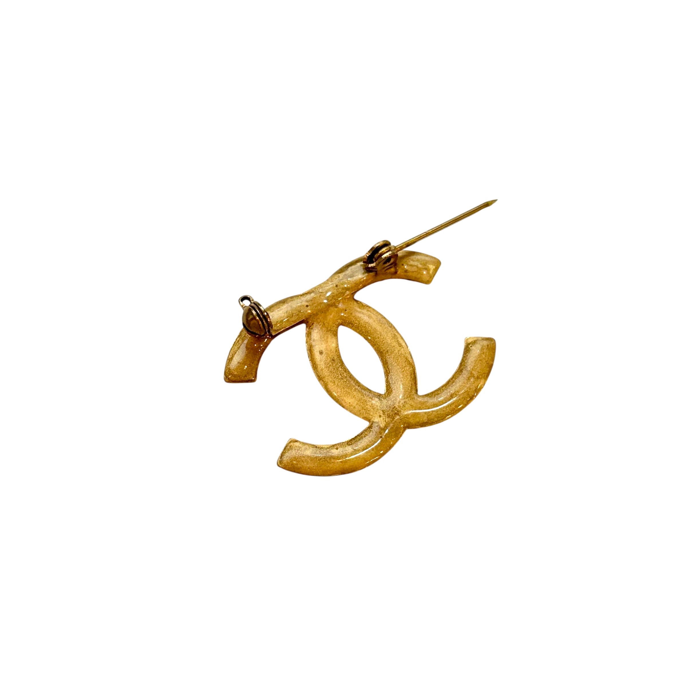 CHANEL hanger CC brooch
