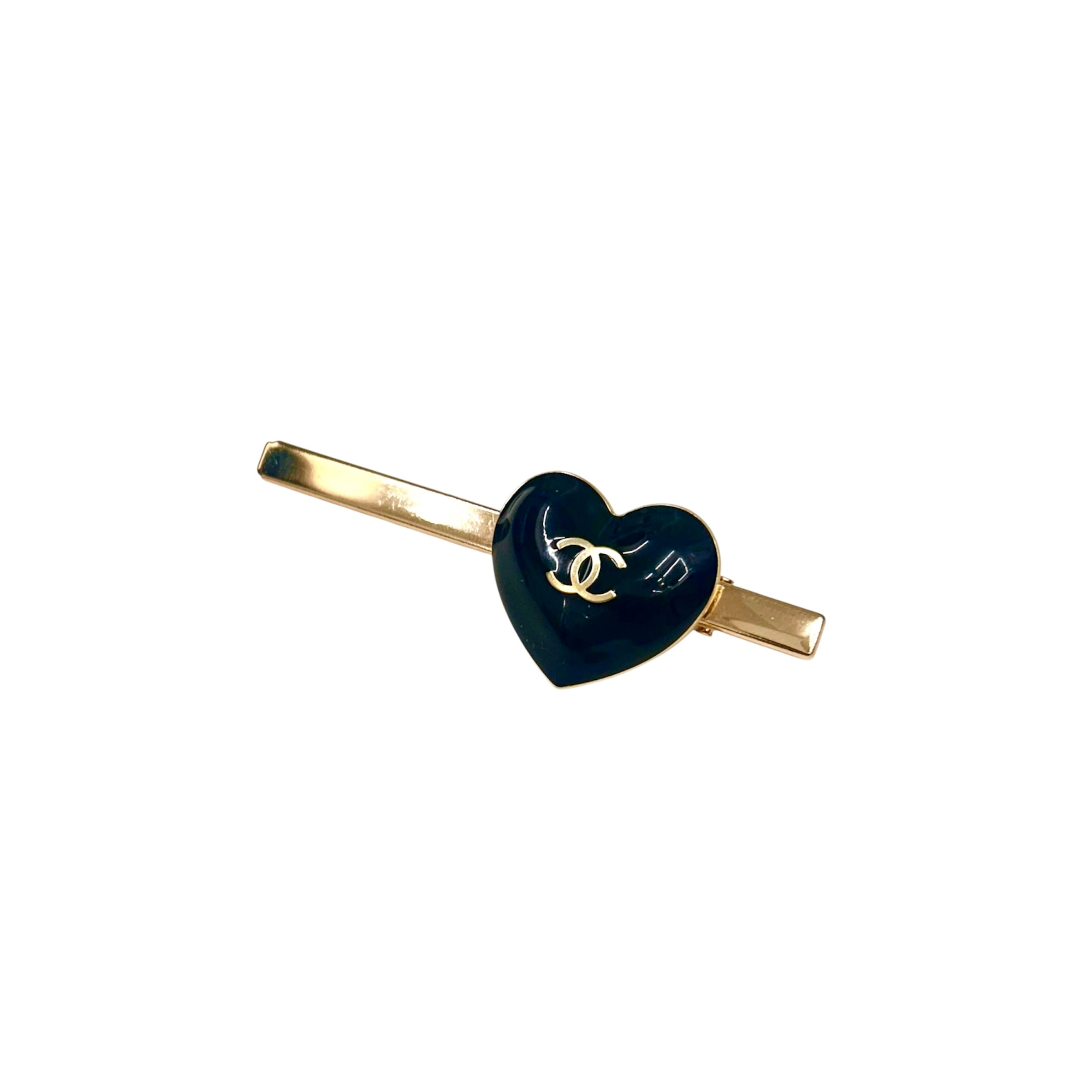 CHANEL holiday heart CC charm hair clip