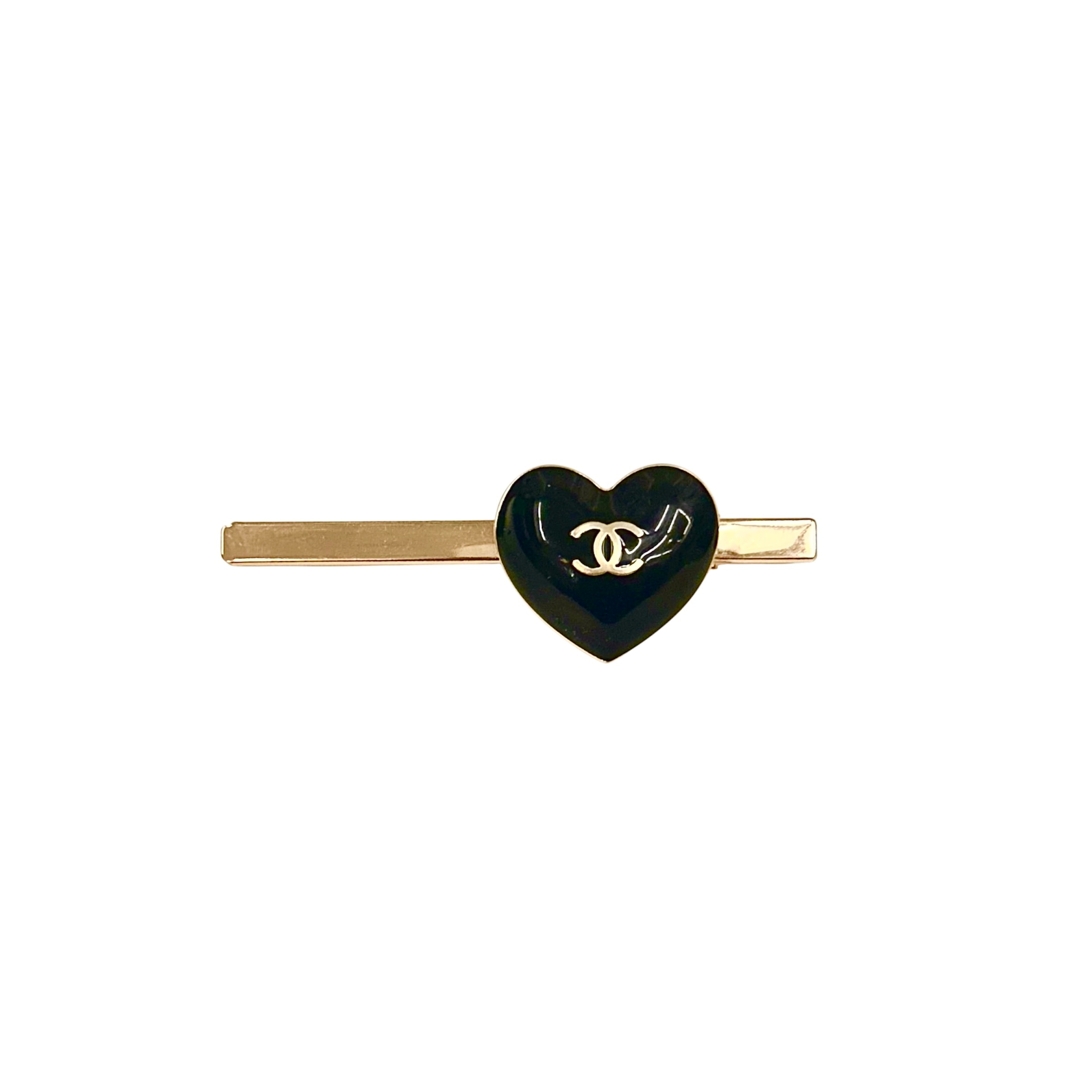 CHANEL holiday heart CC charm hair clip