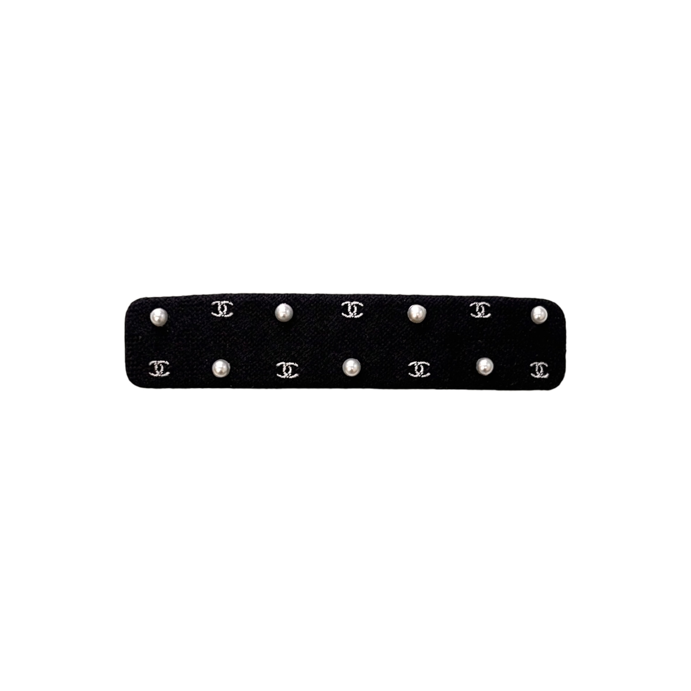 Classic dot pearl hair barrette