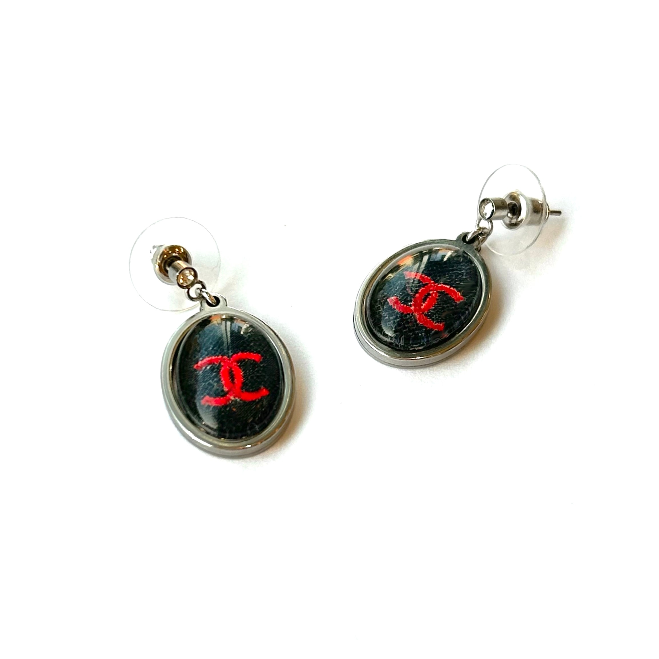 Denim red cc oval glass dome earring