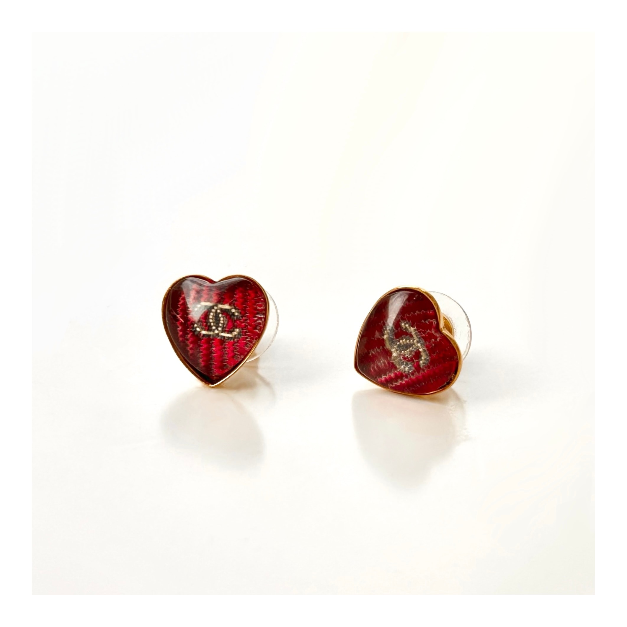 red tweed cc heart earring
