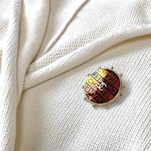 CHANEL 2018/19 LA PAUSA Cruise collection brooch
