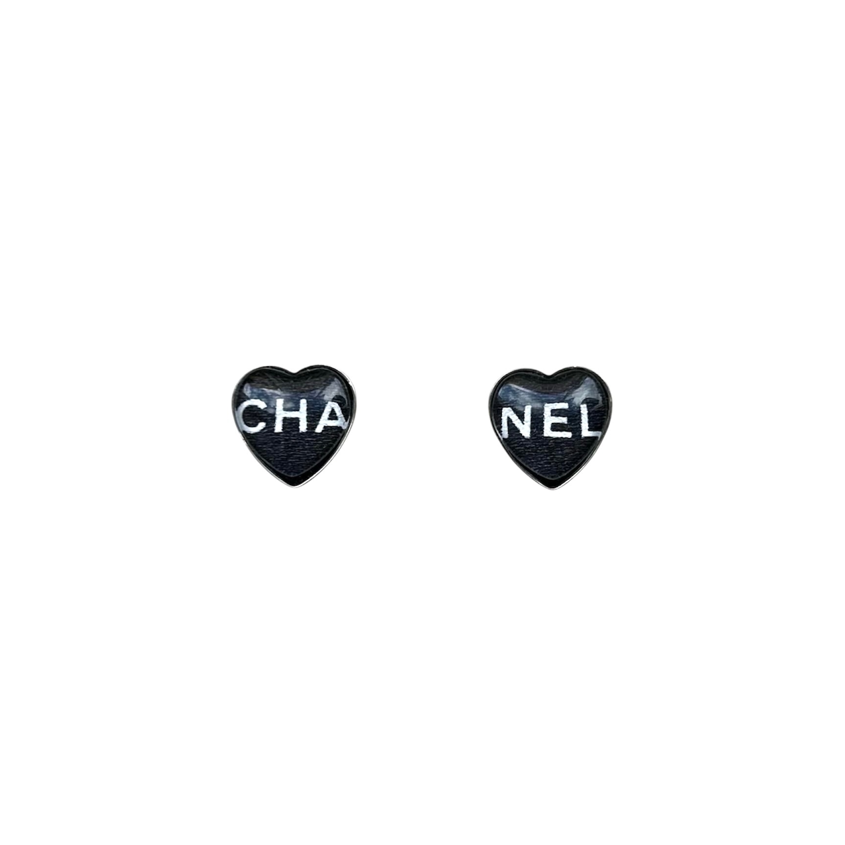 CHA-NEL Typo duo heart earring
