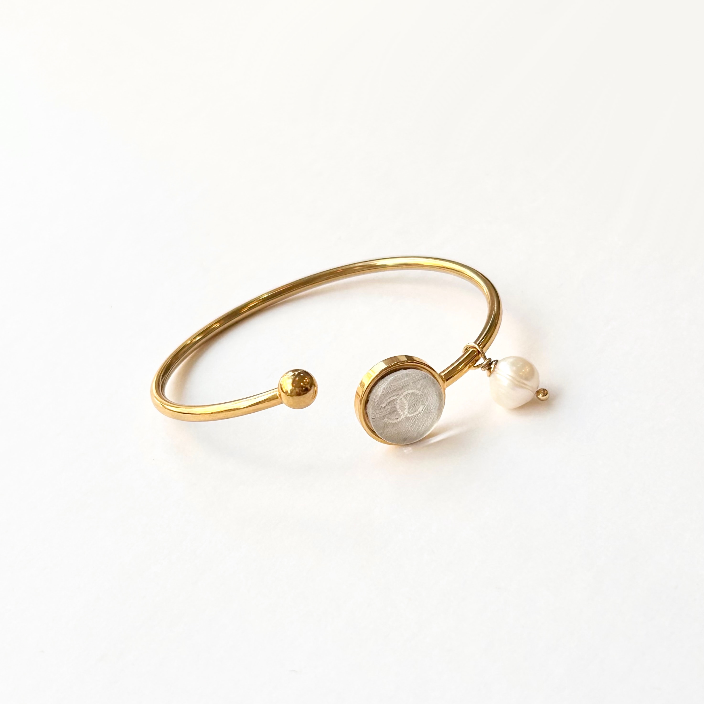 gold ball & silver cc pearl drop bangle