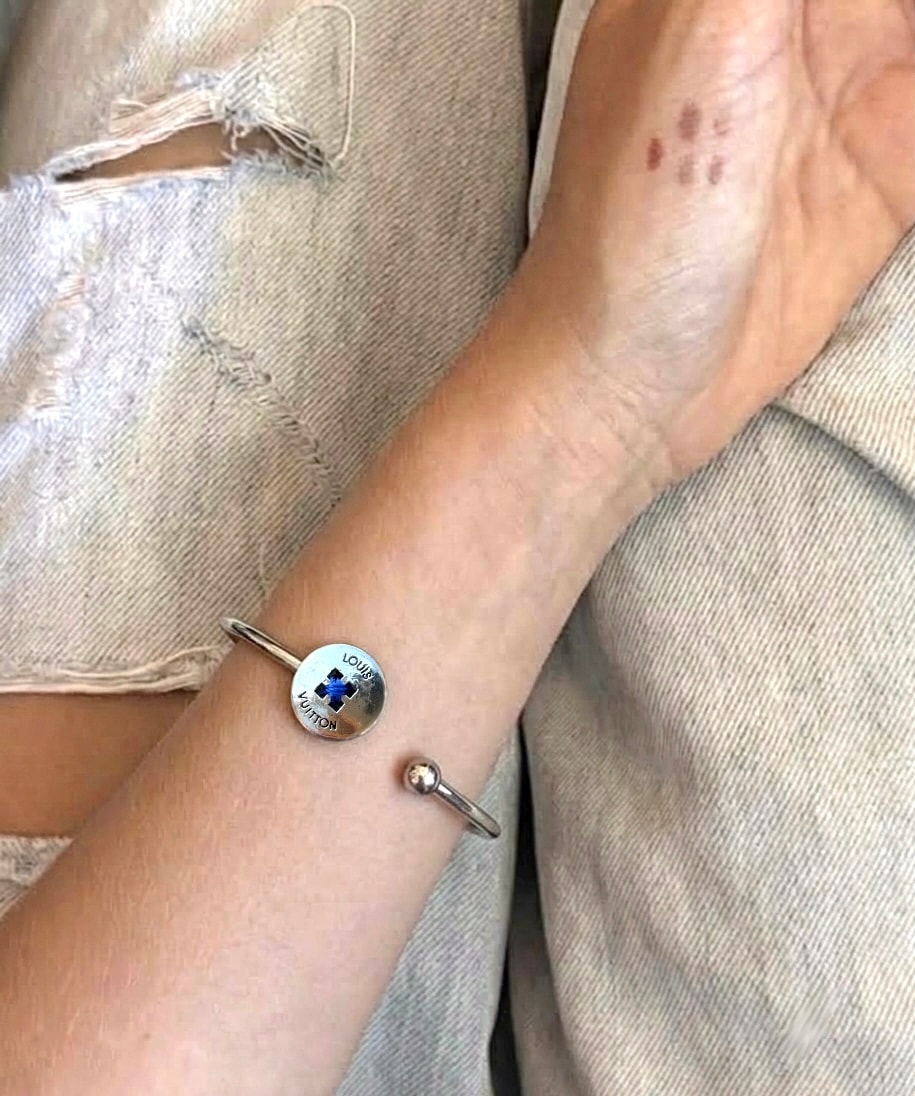 Bouton de Paris bangle -blue