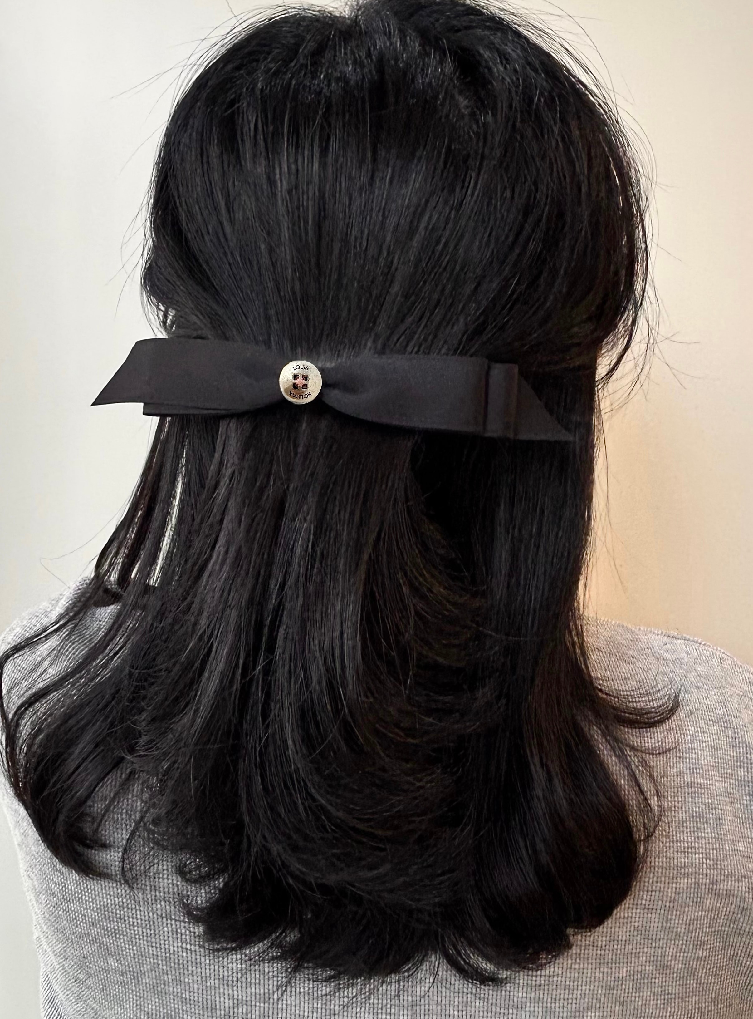 Bouton de Paris ribbon clip