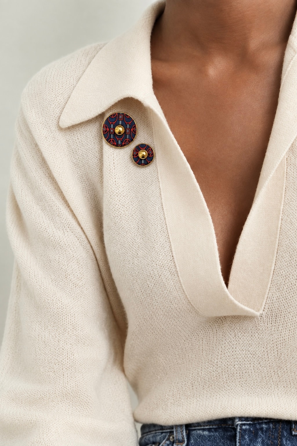 Ronde silk Palette brooch no.1
