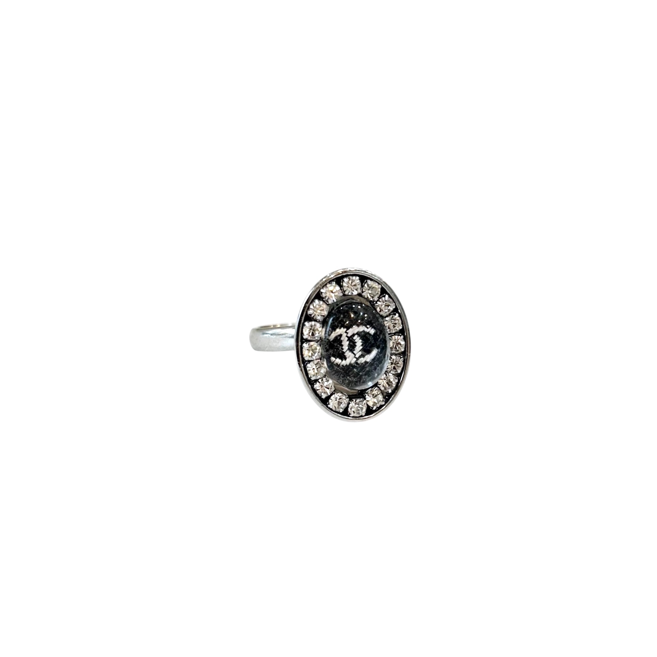 black tweed halo ring