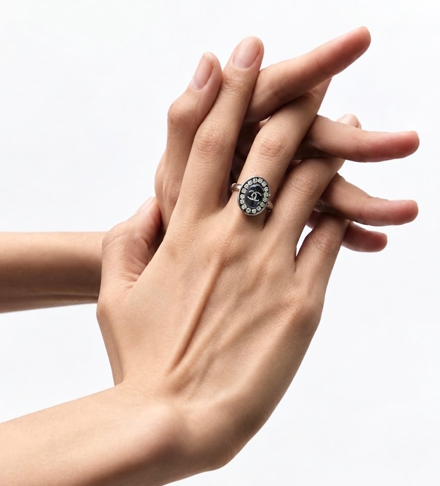 black tweed halo ring