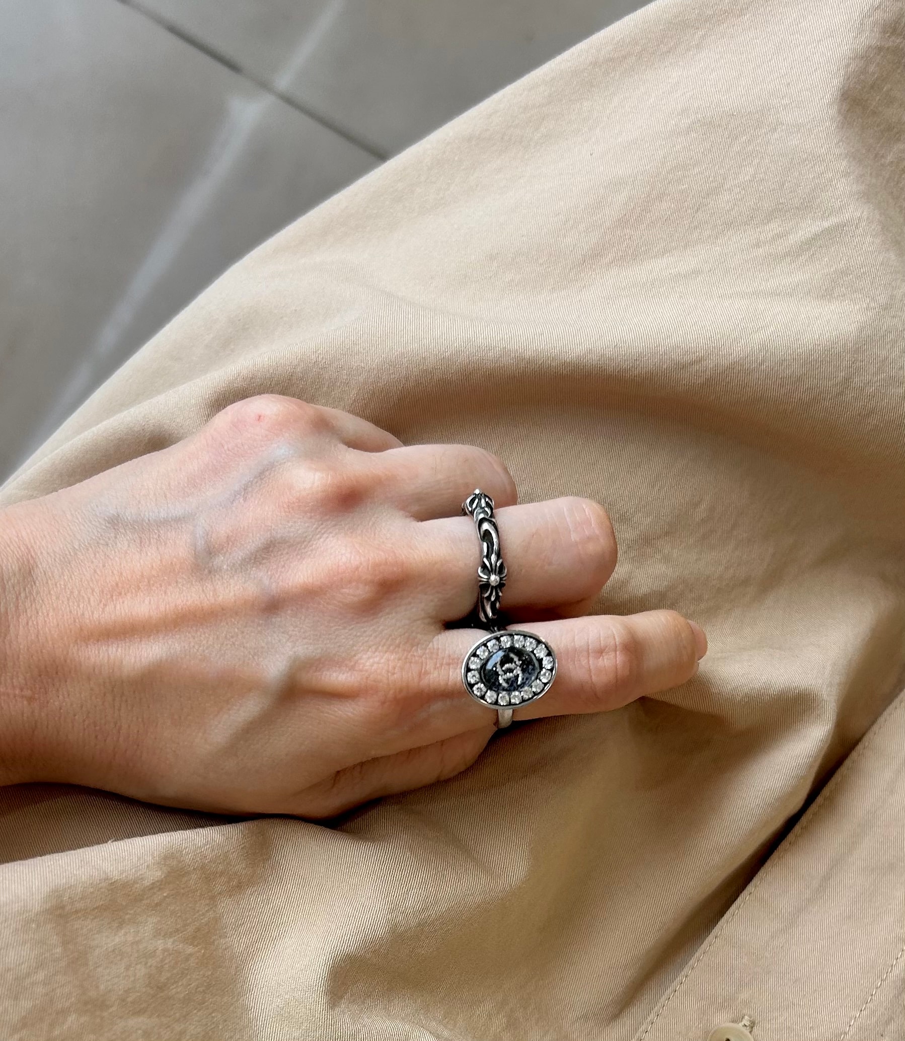 black tweed halo ring