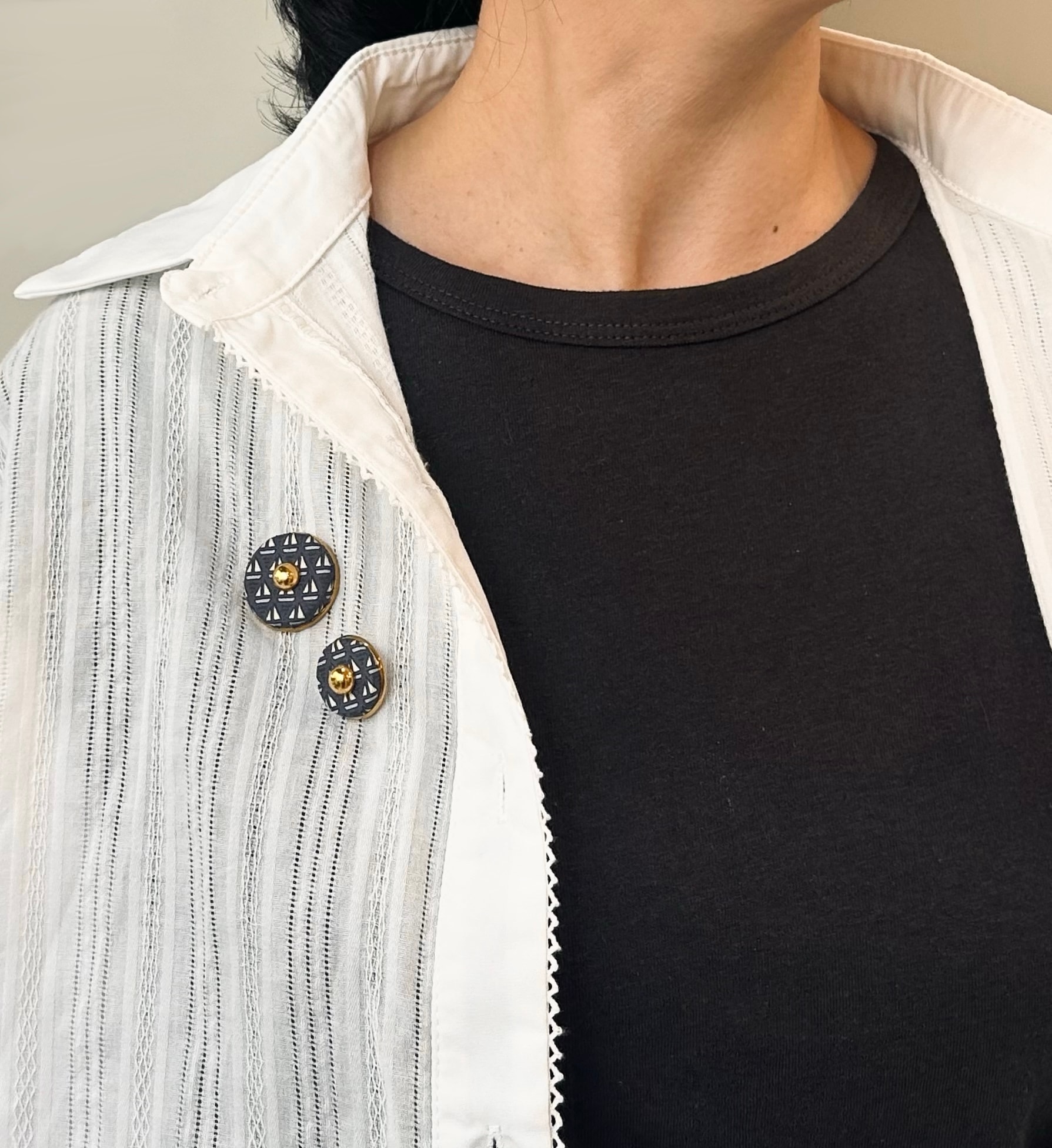 Ronde silk Palette brooch no.2