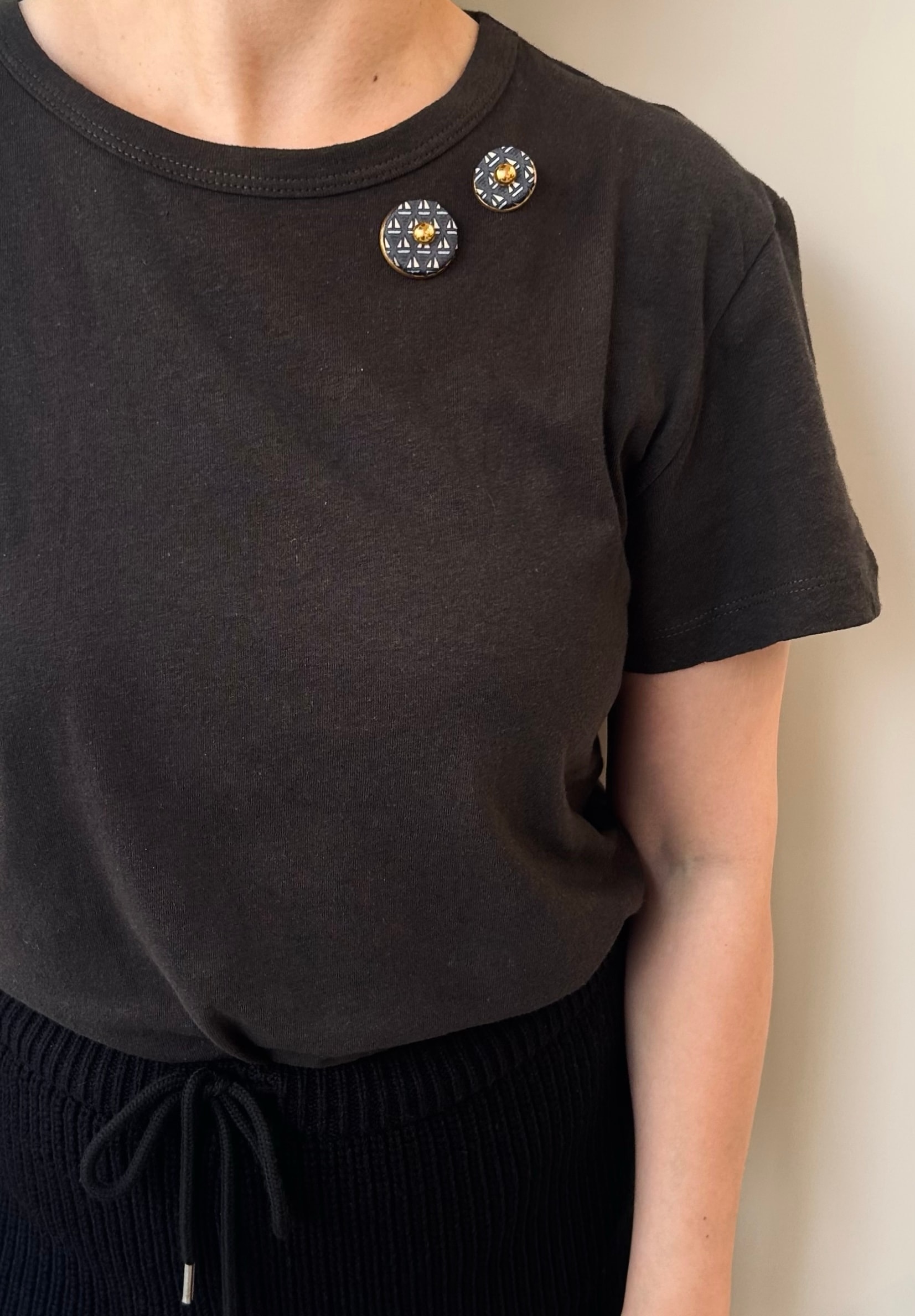 Ronde silk Palette brooch no.2