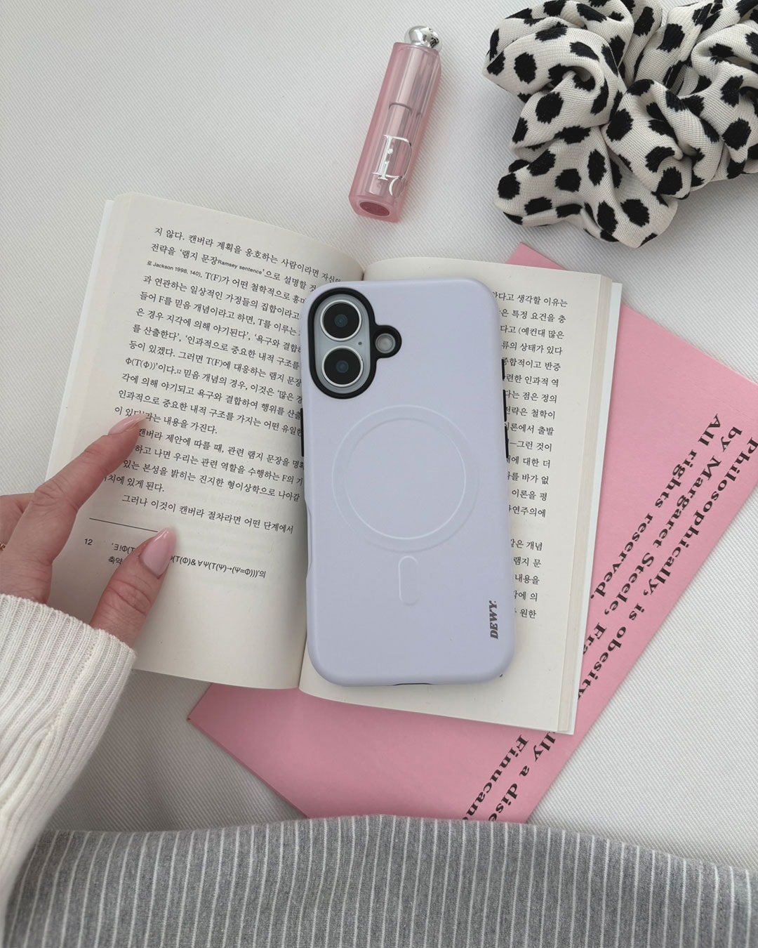 lavender tough bumper (Magsafe)