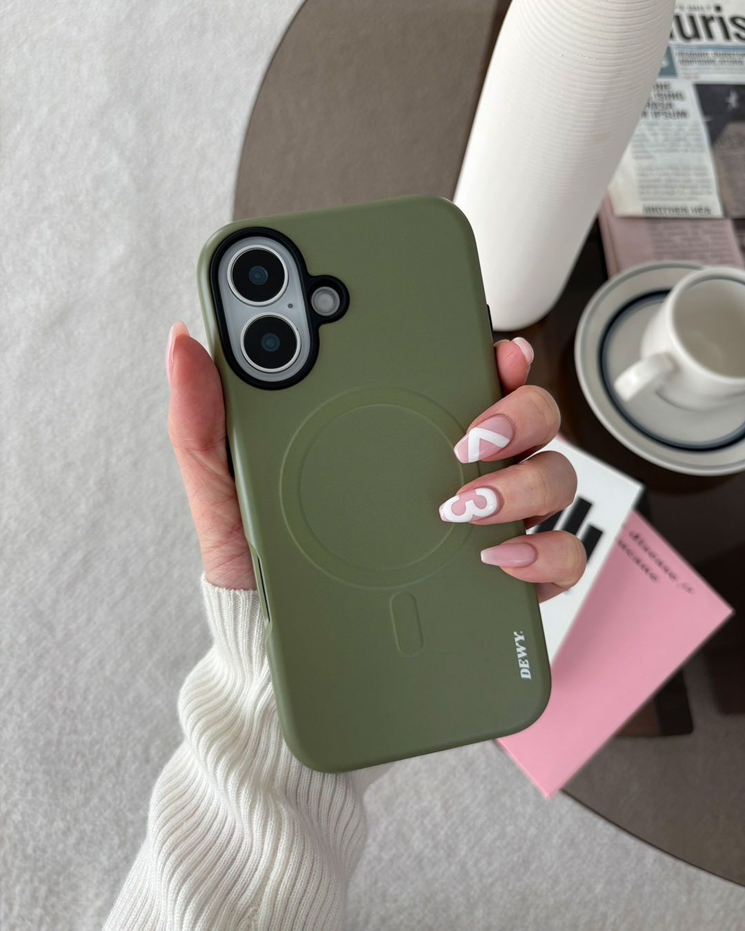 olive green tough bumper (Magsafe)