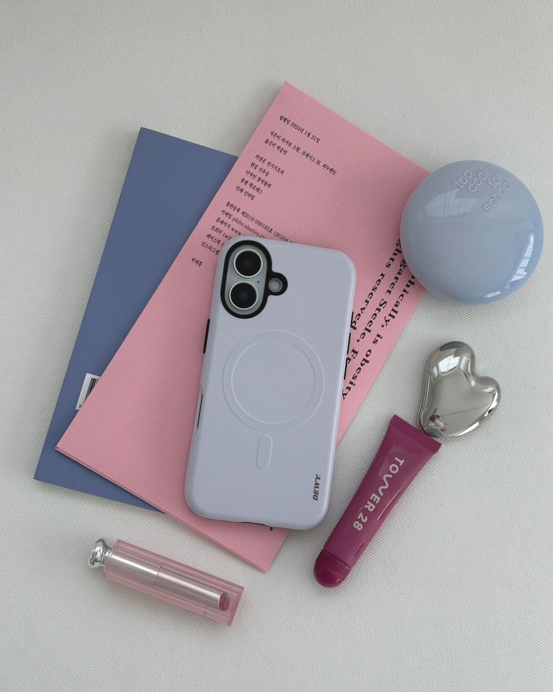 lavender tough bumper (Magsafe)
