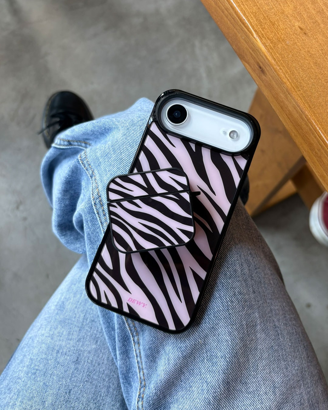 pink zebra airpods 🦓