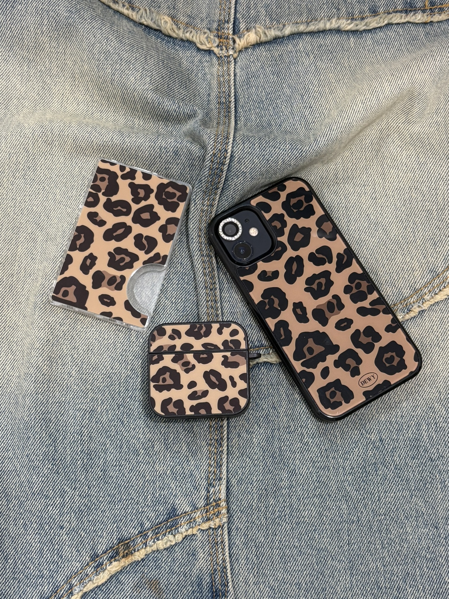 Brown leopard airpods 🐆