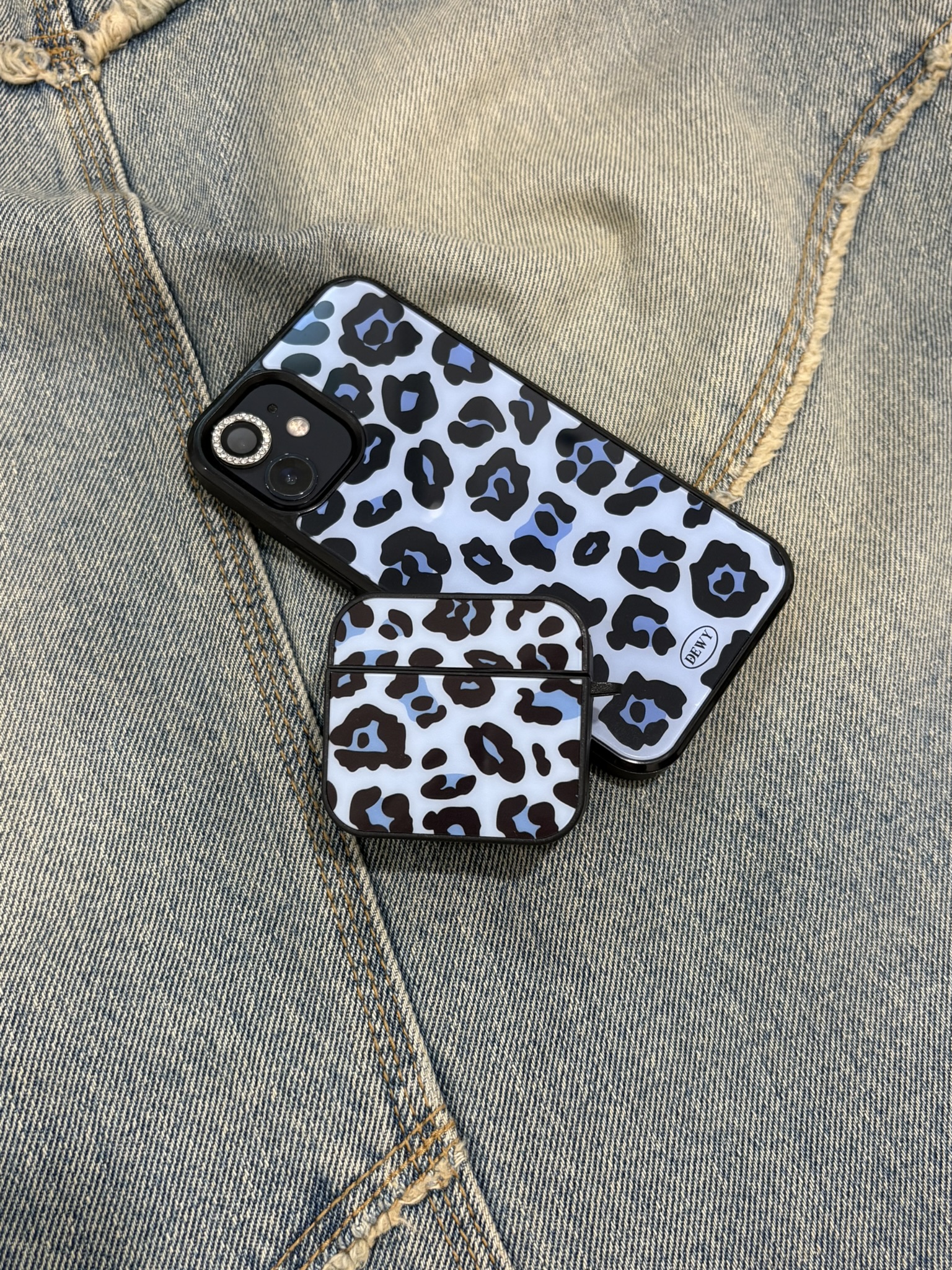 Aqua leopard airpods 🐆