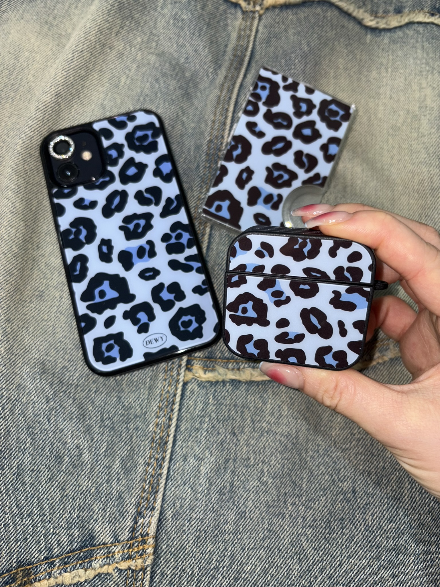 Aqua leopard airpods 🐆