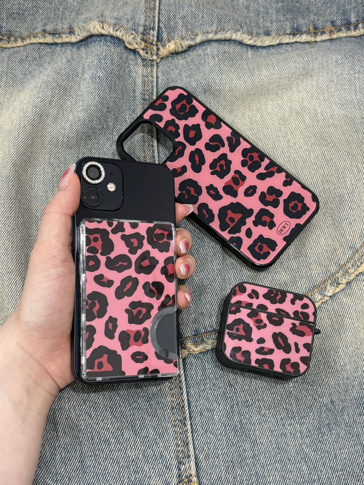 Cherry leopard card slot 🐆