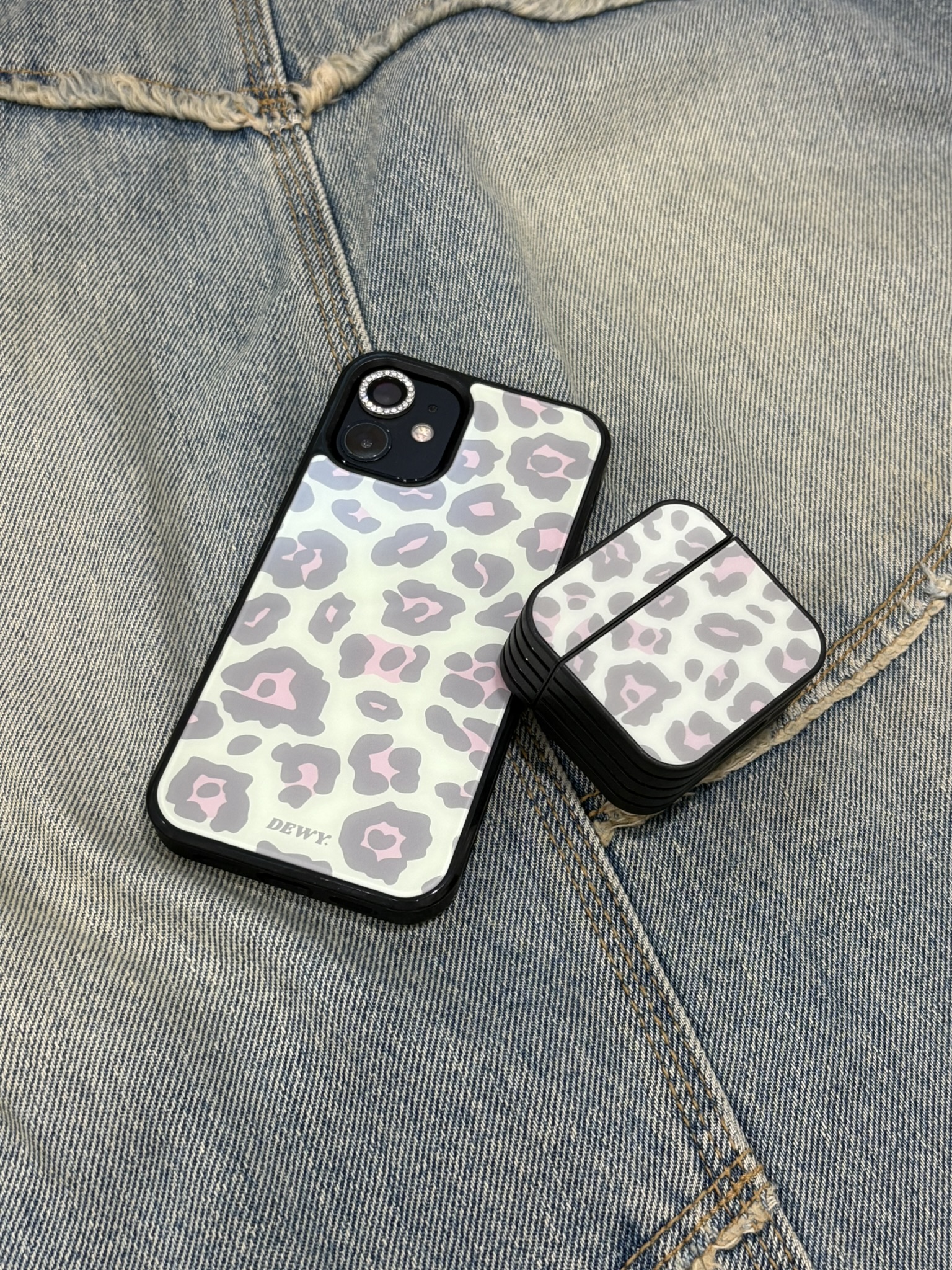 pink lemonade leopard airpods 🐆