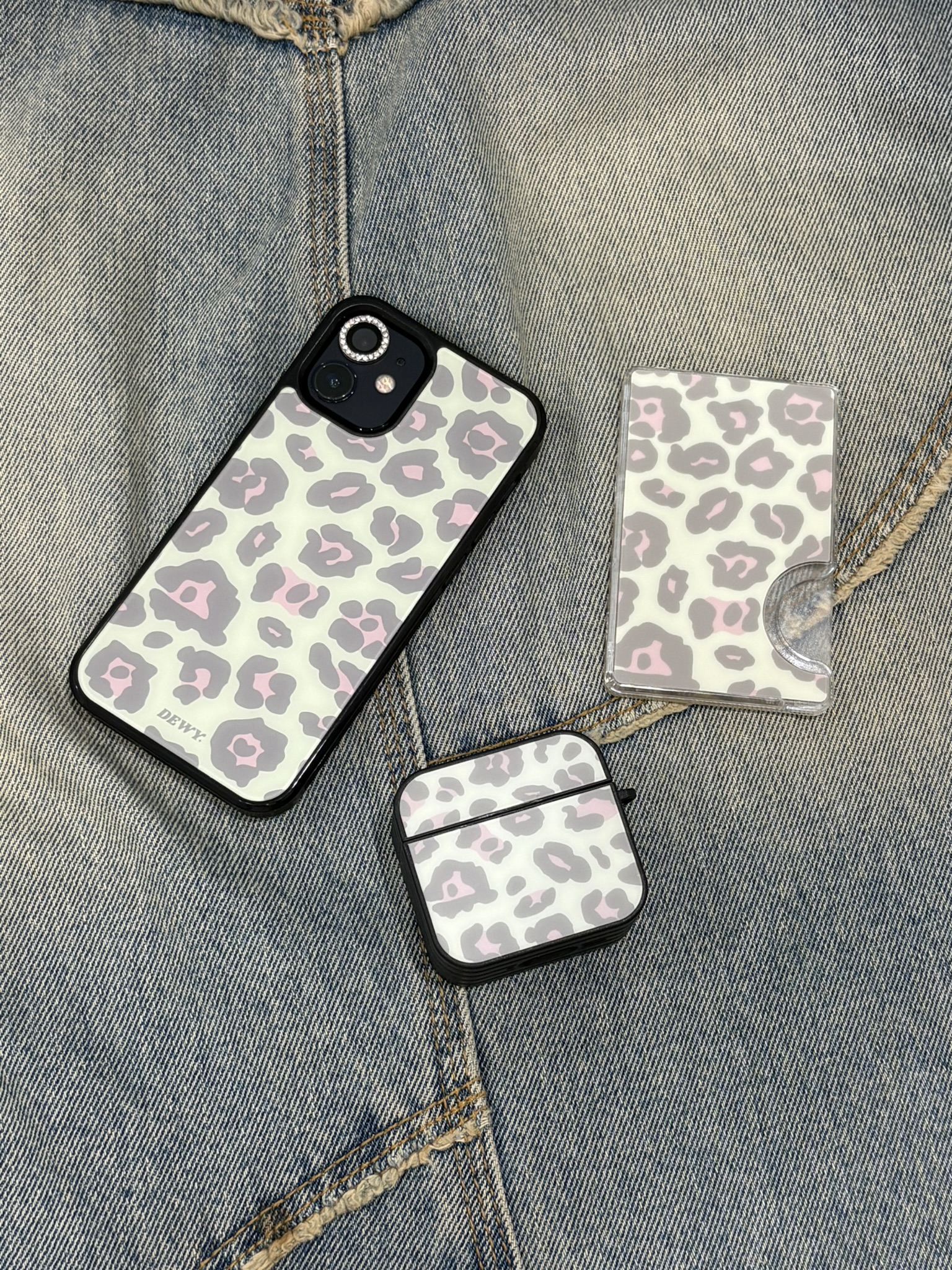 pink lemonade leopard airpods 🐆