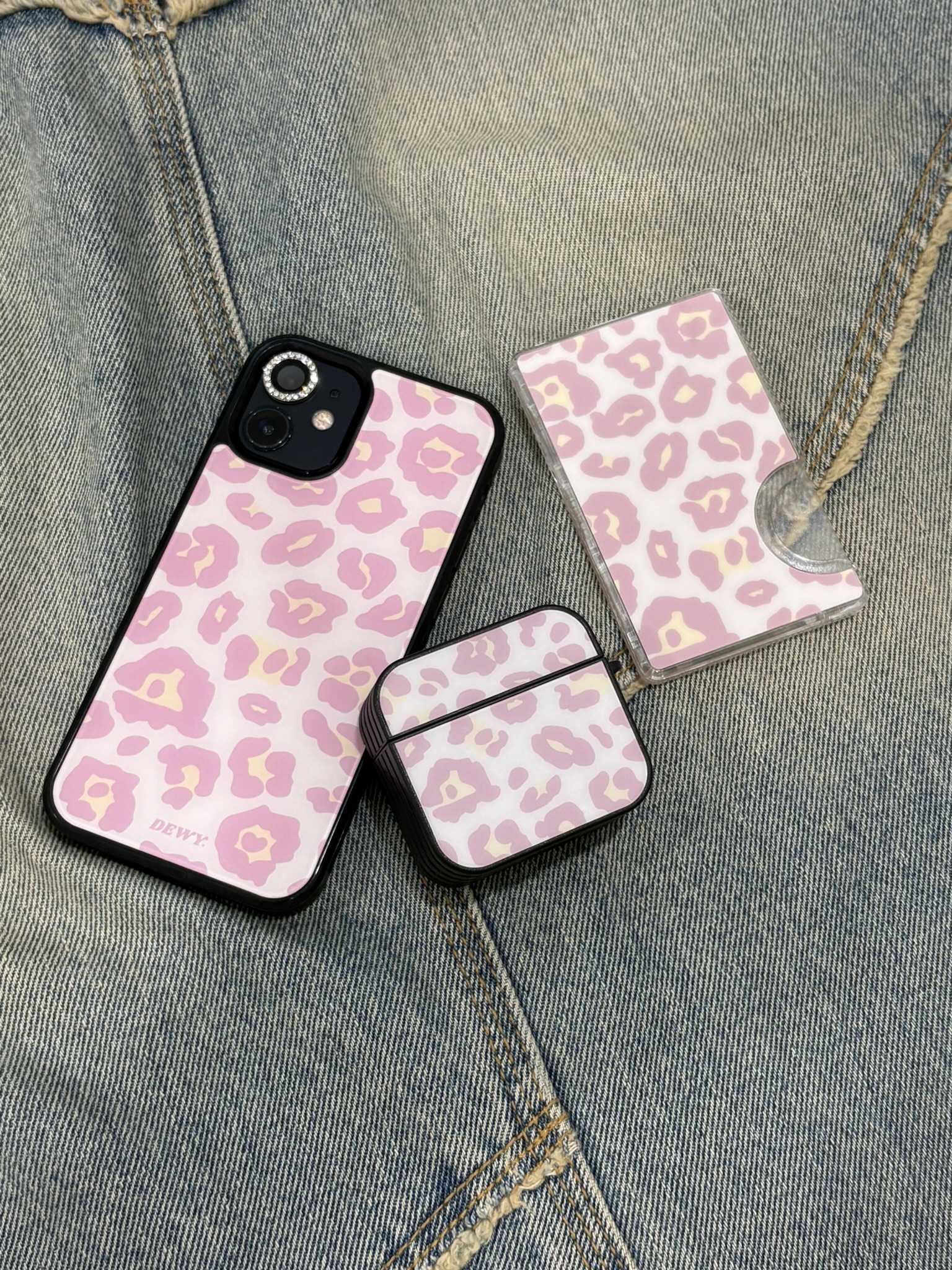 cherry blossom leopard airpods 🐆