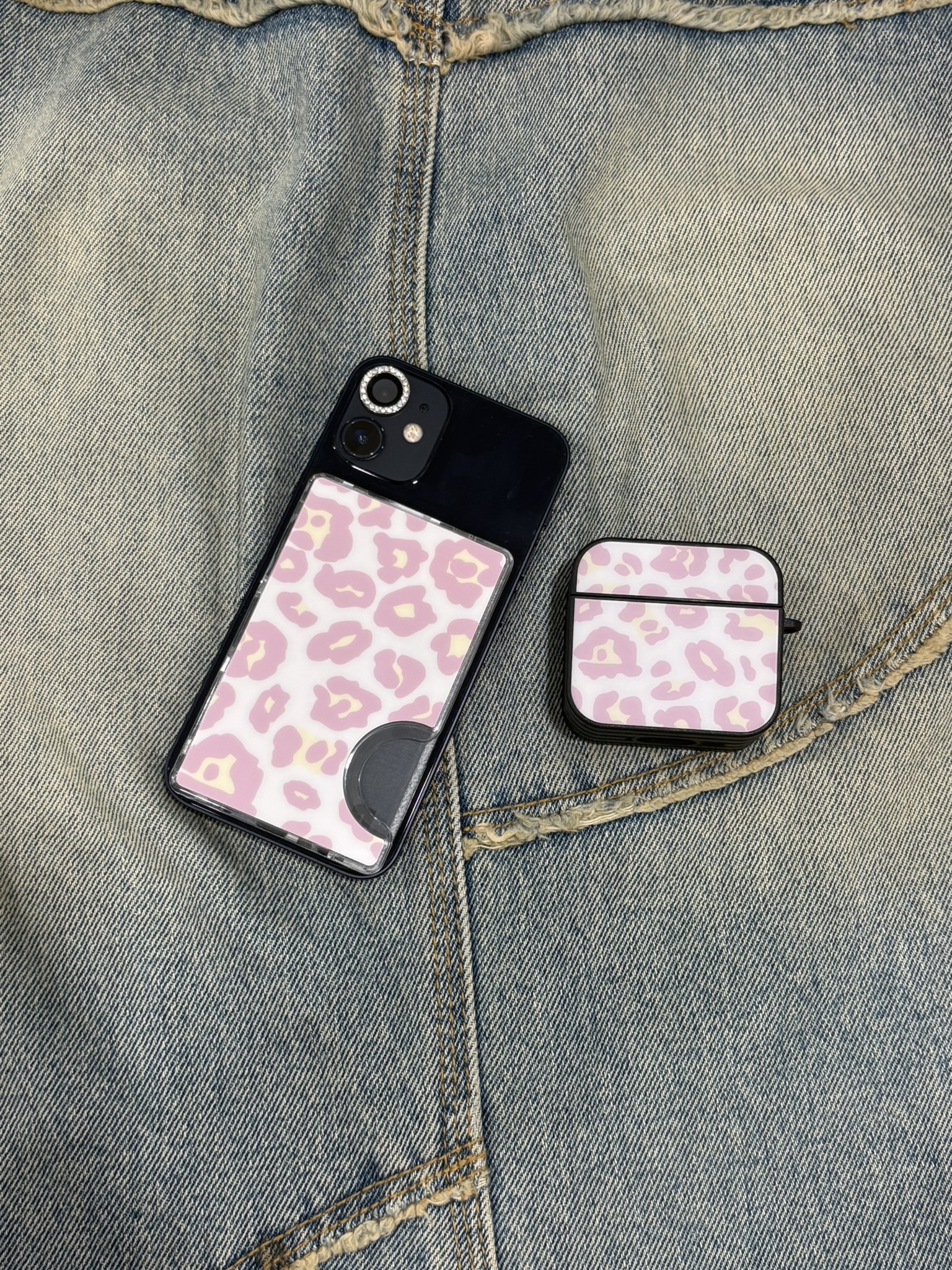 cherry blossom leopard card slot 🐆