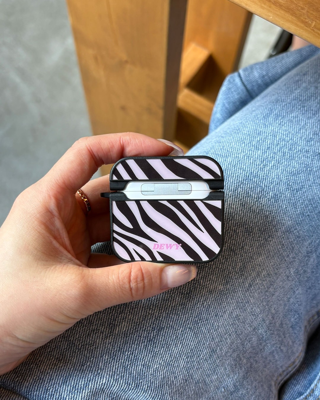 pink zebra airpods 🦓