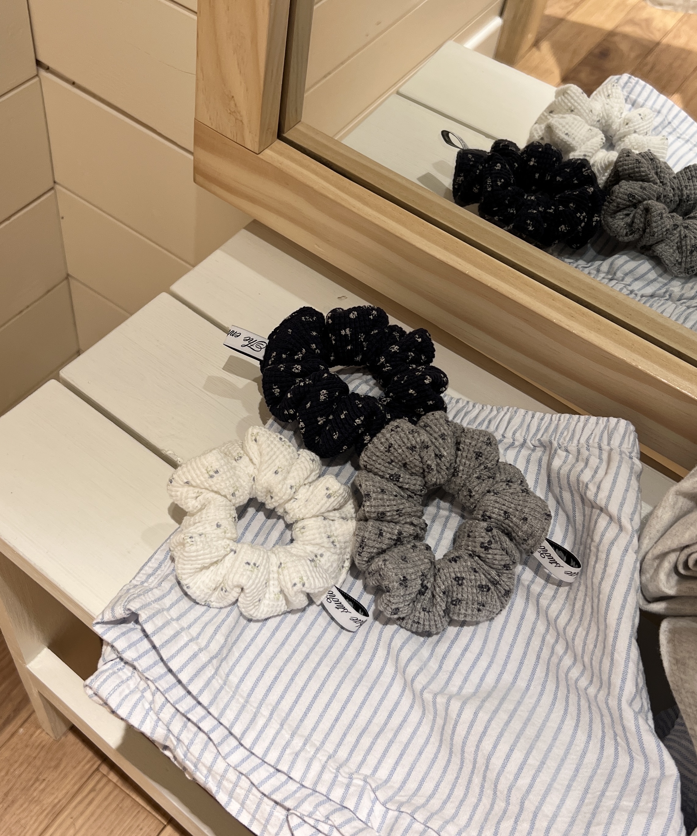 Flower Waffle scrunchie (3color)