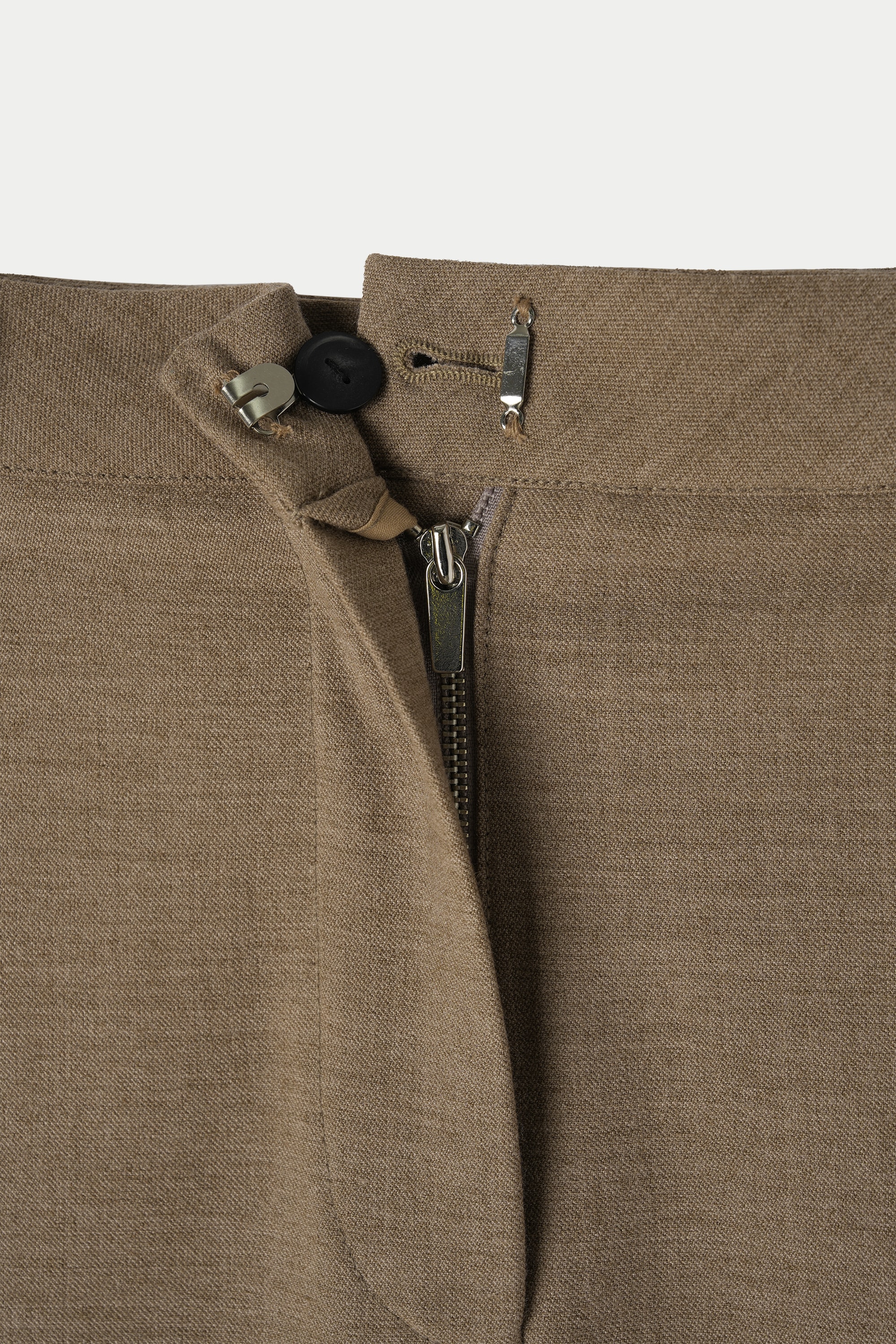 Carolyn Skirt - Japanese beige