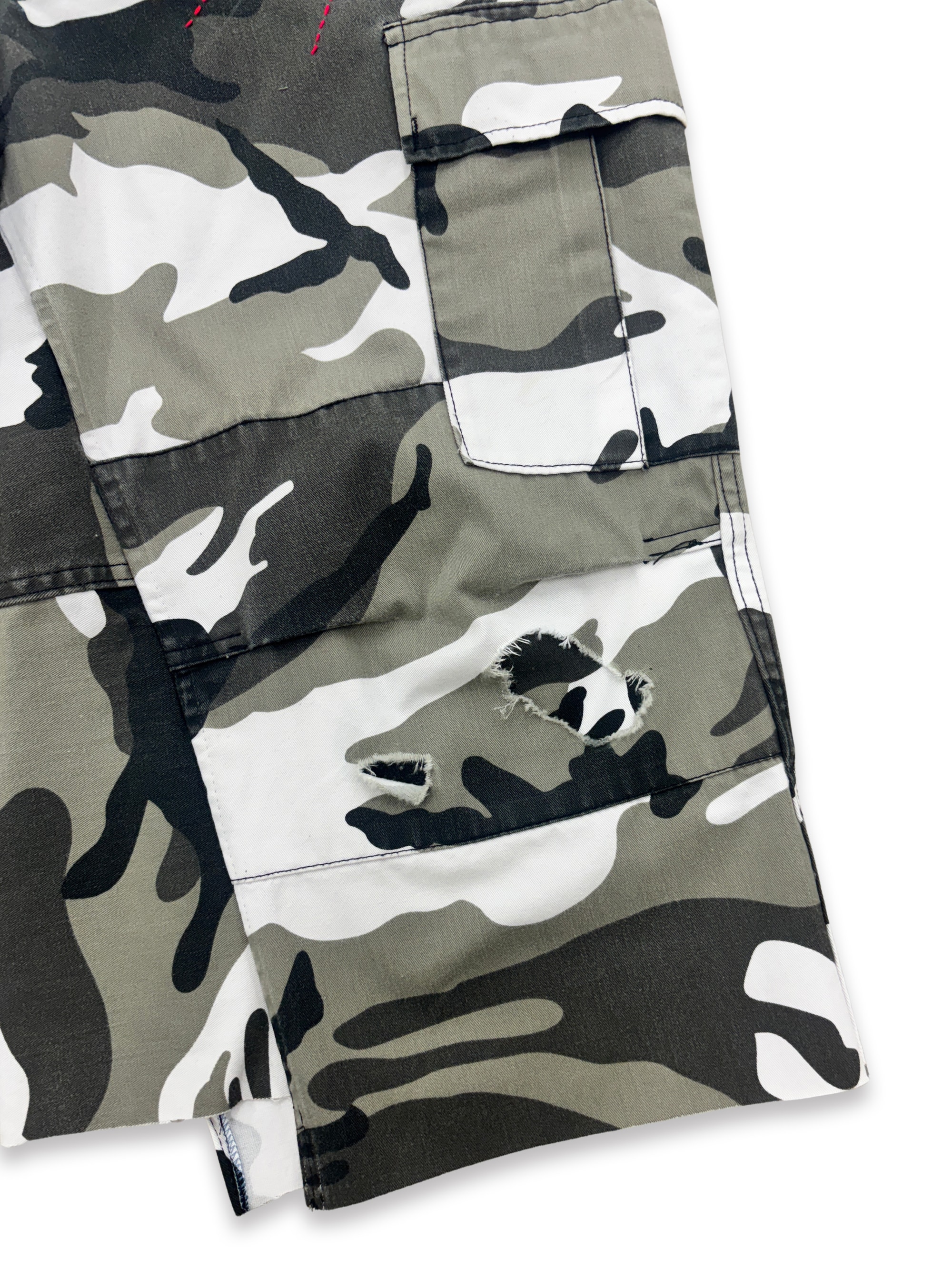 Distressed Sashiko Snow camo Bermuda _ 002