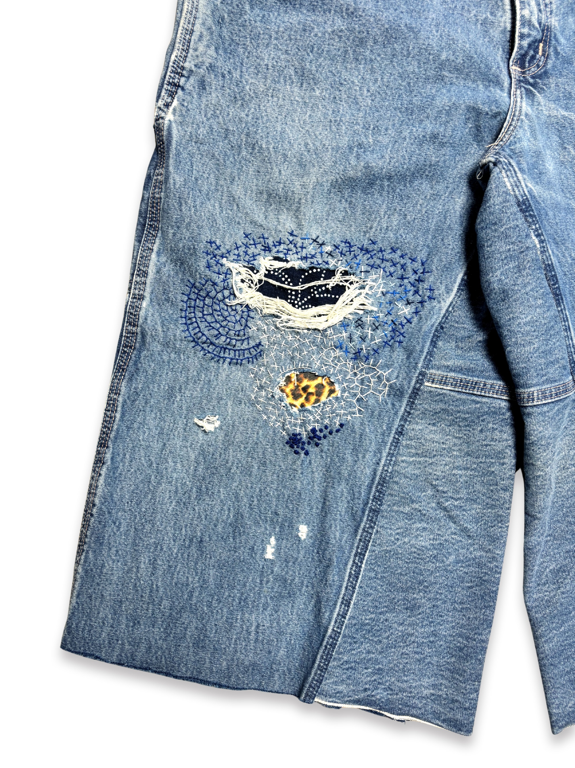 Vtg Carhartt Boro Sashiko Distressed Shorts . 018 (34")