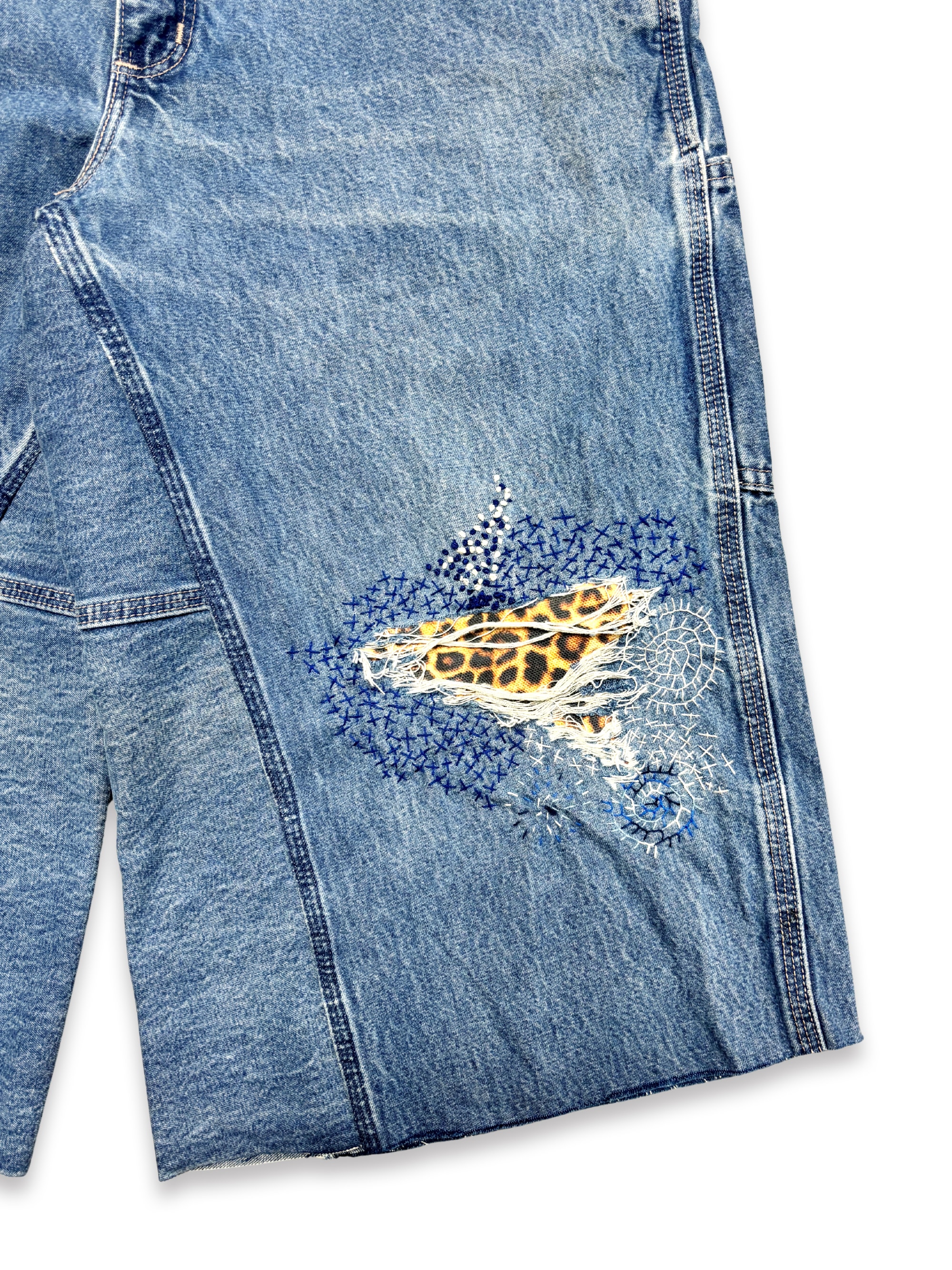 Vtg Carhartt Boro Sashiko Distressed Shorts . 018 (34")