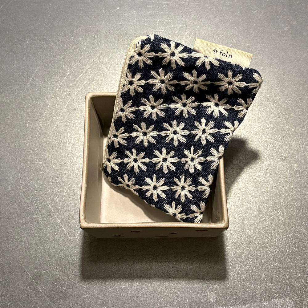 flower dot denim pouch