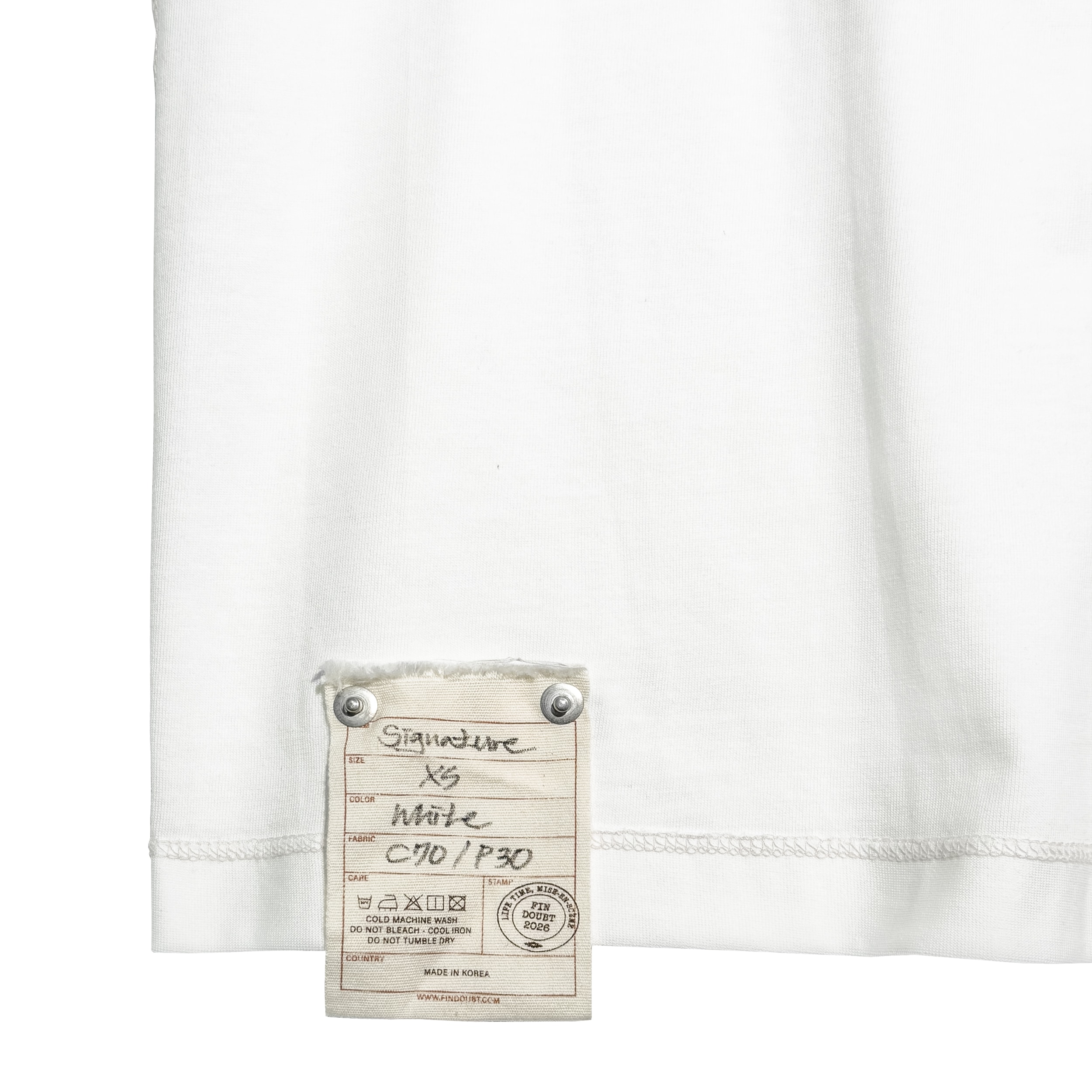 Signature overlock (white)