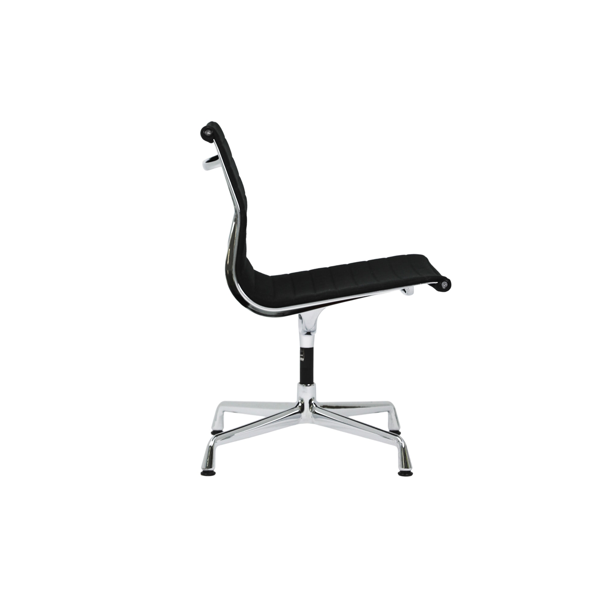 비트라 Vitra | EA 107 (Fabric / Non-Swivel / Black)