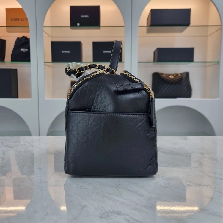 샤넬 | Top Handle Bowling Bag