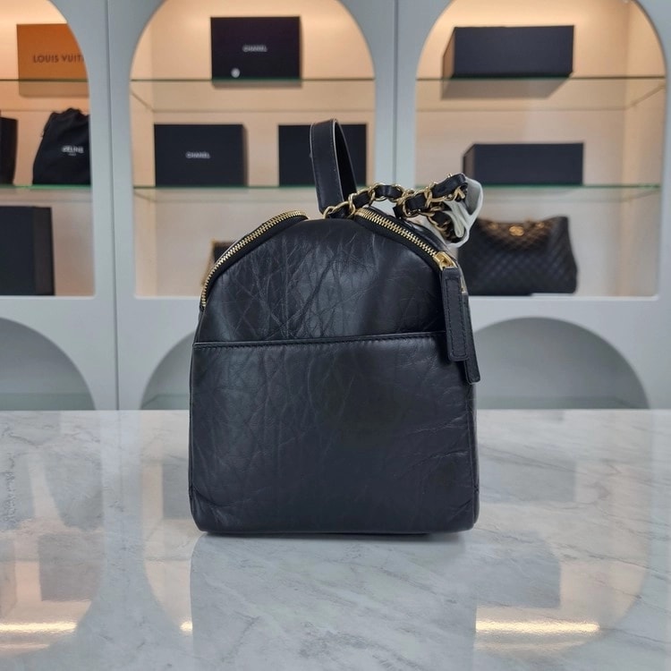 샤넬 | Top Handle Bowling Bag