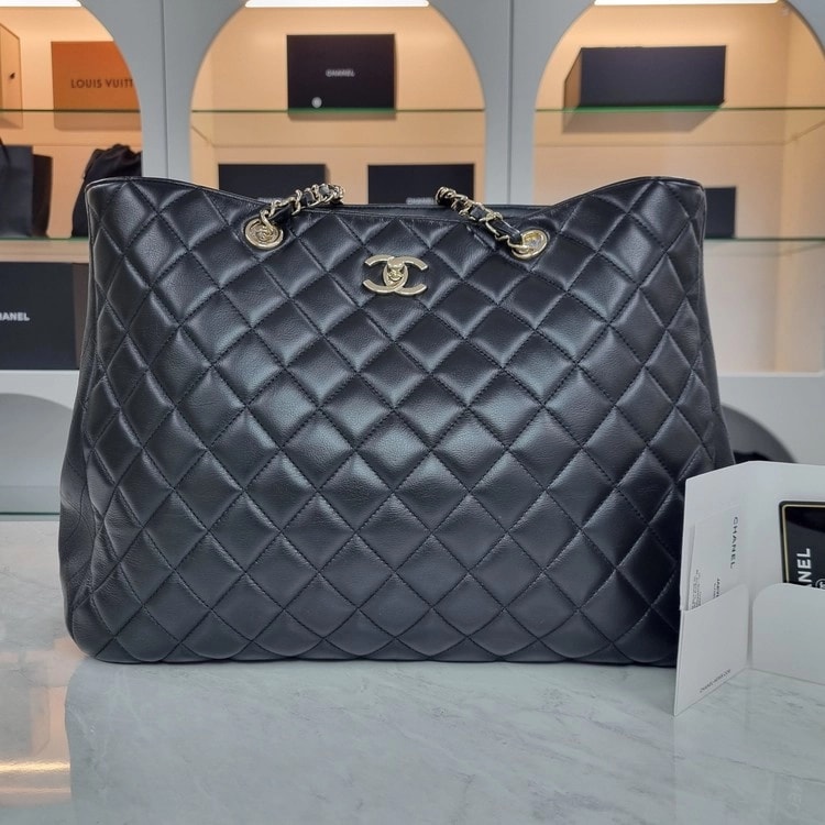 샤넬 | Large Shopper Bag