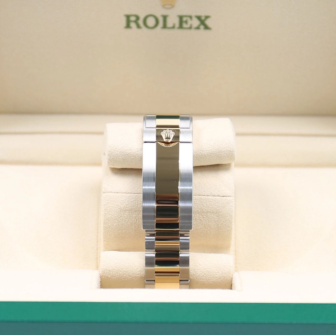 Rolex® Submariner Date 41 (41mm | 블루 다이얼 | 스틸 & 옐로우 골드 콤비)