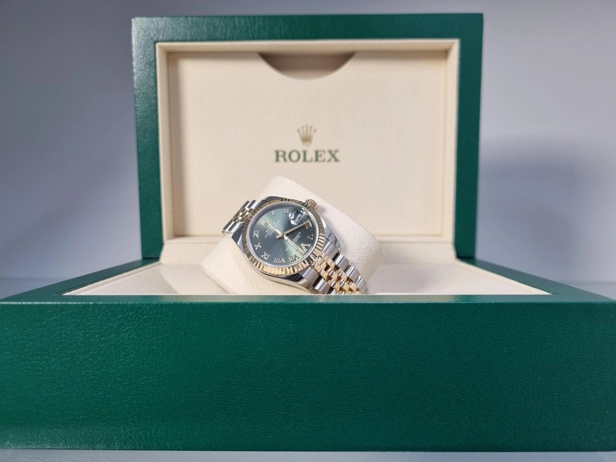 Rolex® Datejust 31 (31mm | 올리브그린 | 6시 다이아 | 플루쥬빌)