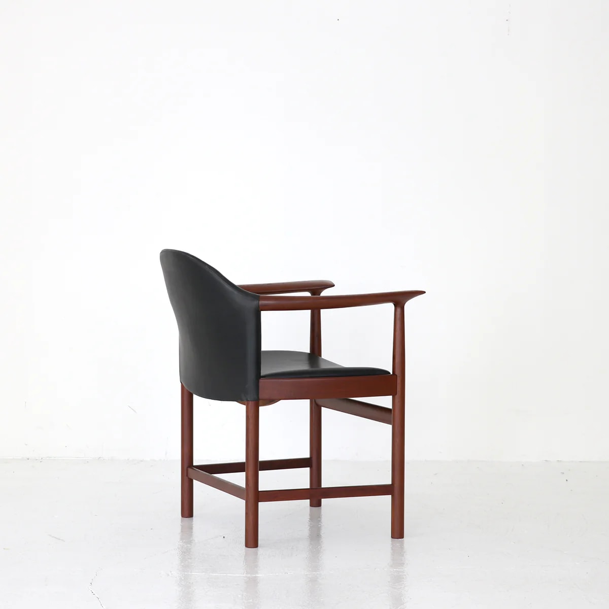 Easy Chair – Model 508  Kai Lyngfeld Larsen ·  
Denmark · 1960s