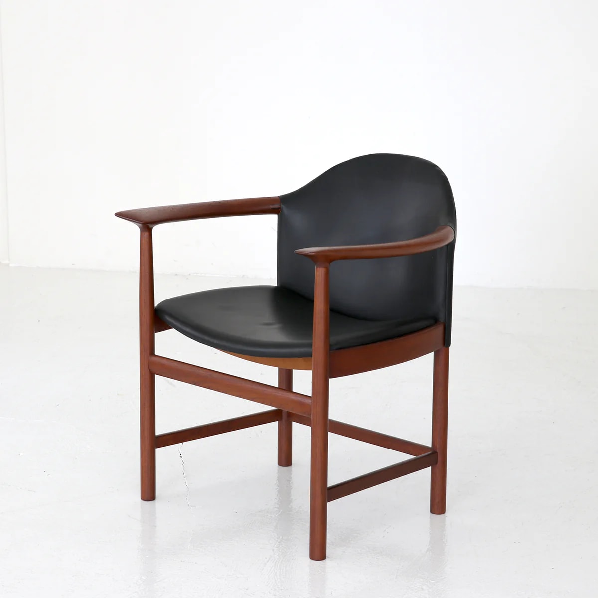 Easy Chair – Model 508  Kai Lyngfeld Larsen ·  
Denmark · 1960s