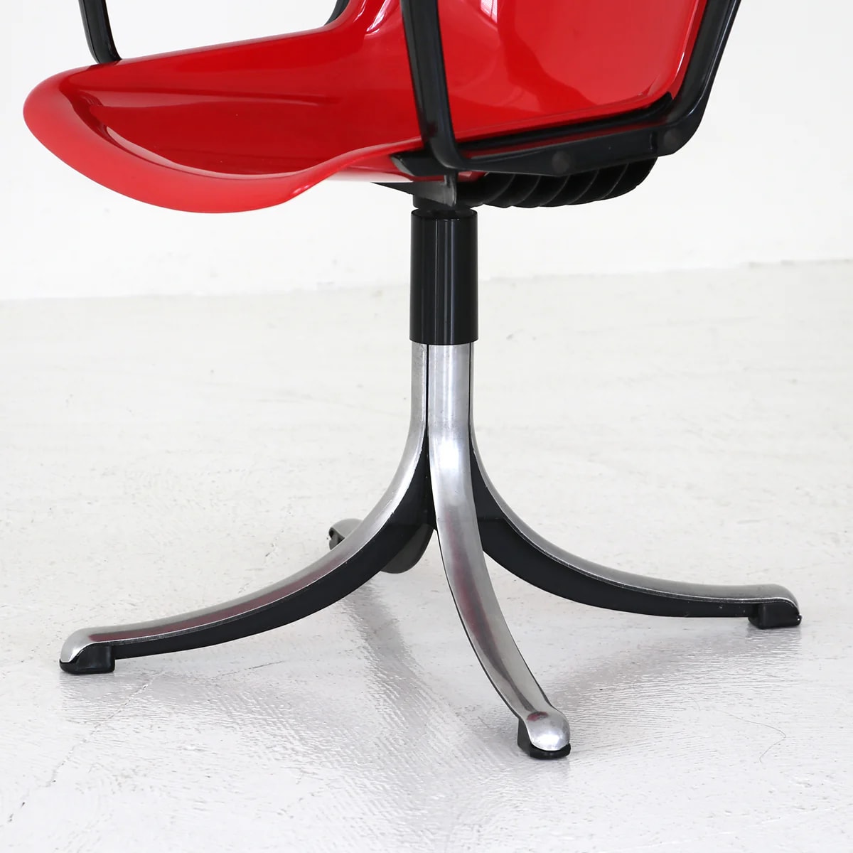 Modus Chair – Tecno / Osvaldo Borsani (1970s)