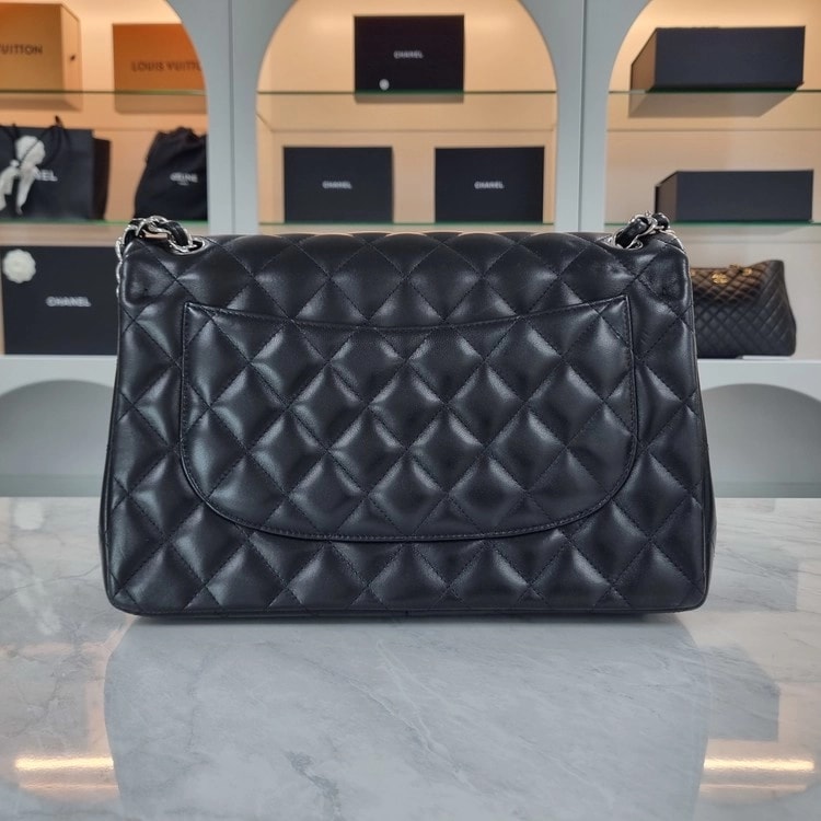 샤넬 | Classic Maxi Flap Bag