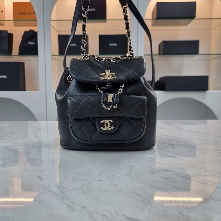 샤넬 | Duma One-Pocket Backpack
