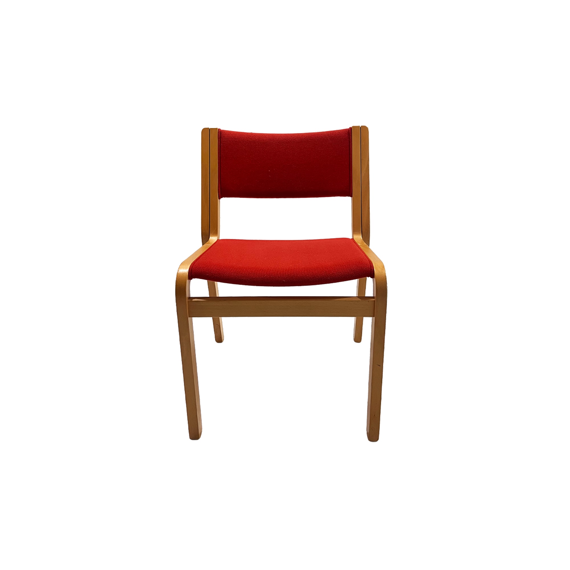 매그너스 올레센 Magnus Olesen | Model 45 Stackable Chair