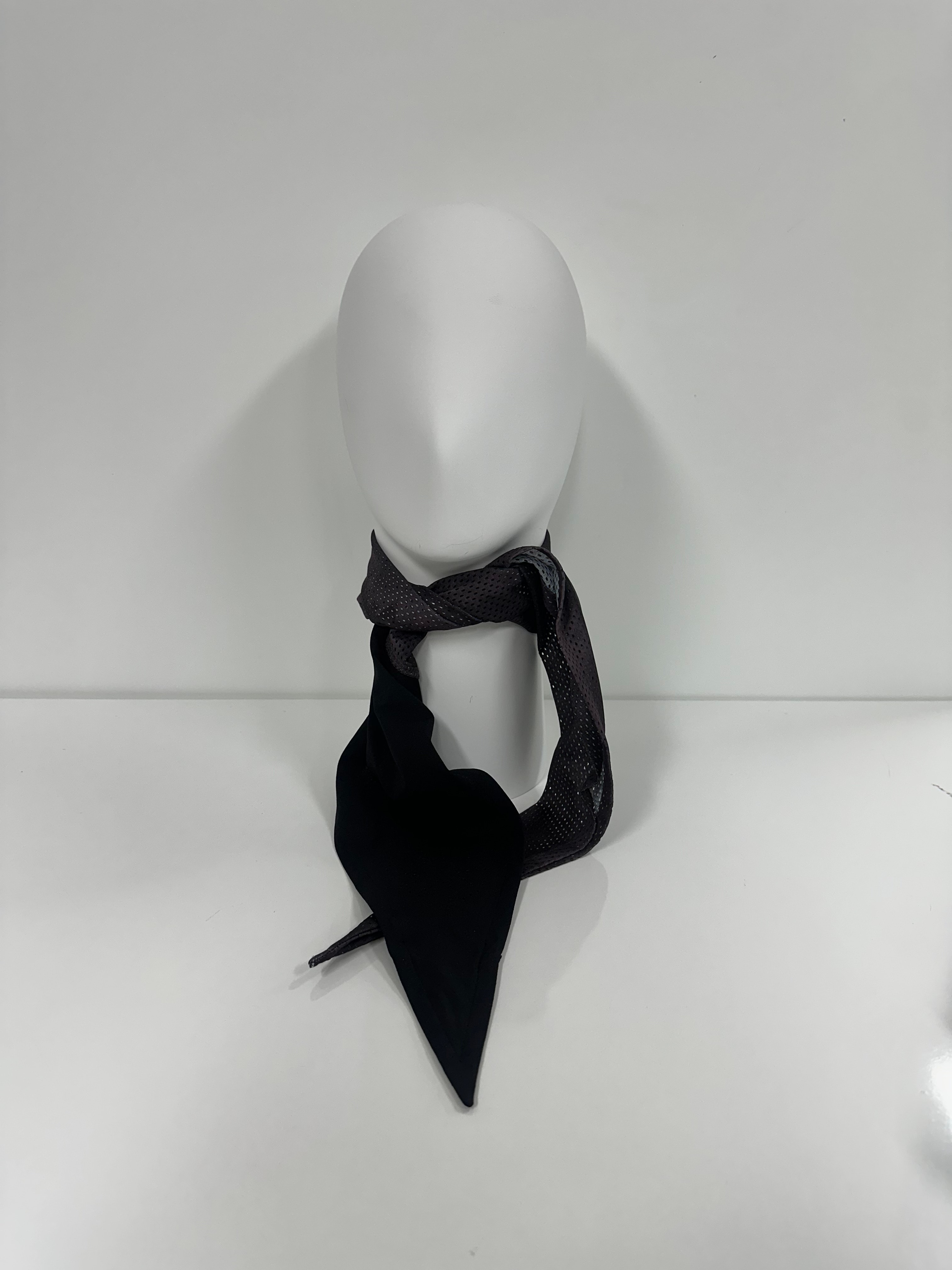 RHOMBUS-SCARF* (BK)